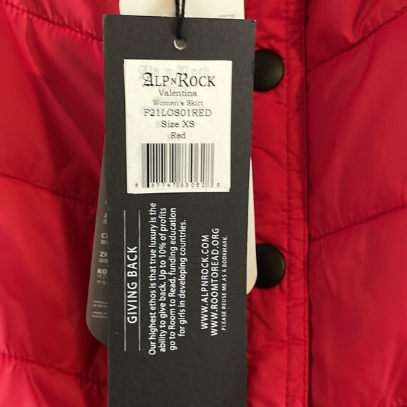 Alp N Rock Valentina Skirt Women’s Size XS Mini Puffer Insulated Outdoor‎ Red - Picture 10 of 12